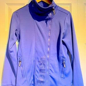 Bench wide neck zip up